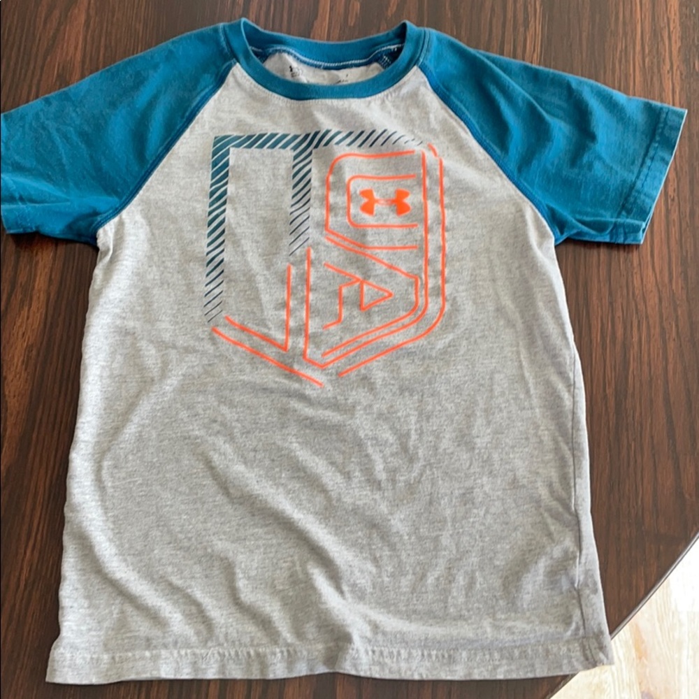 Under Armour baseball tee